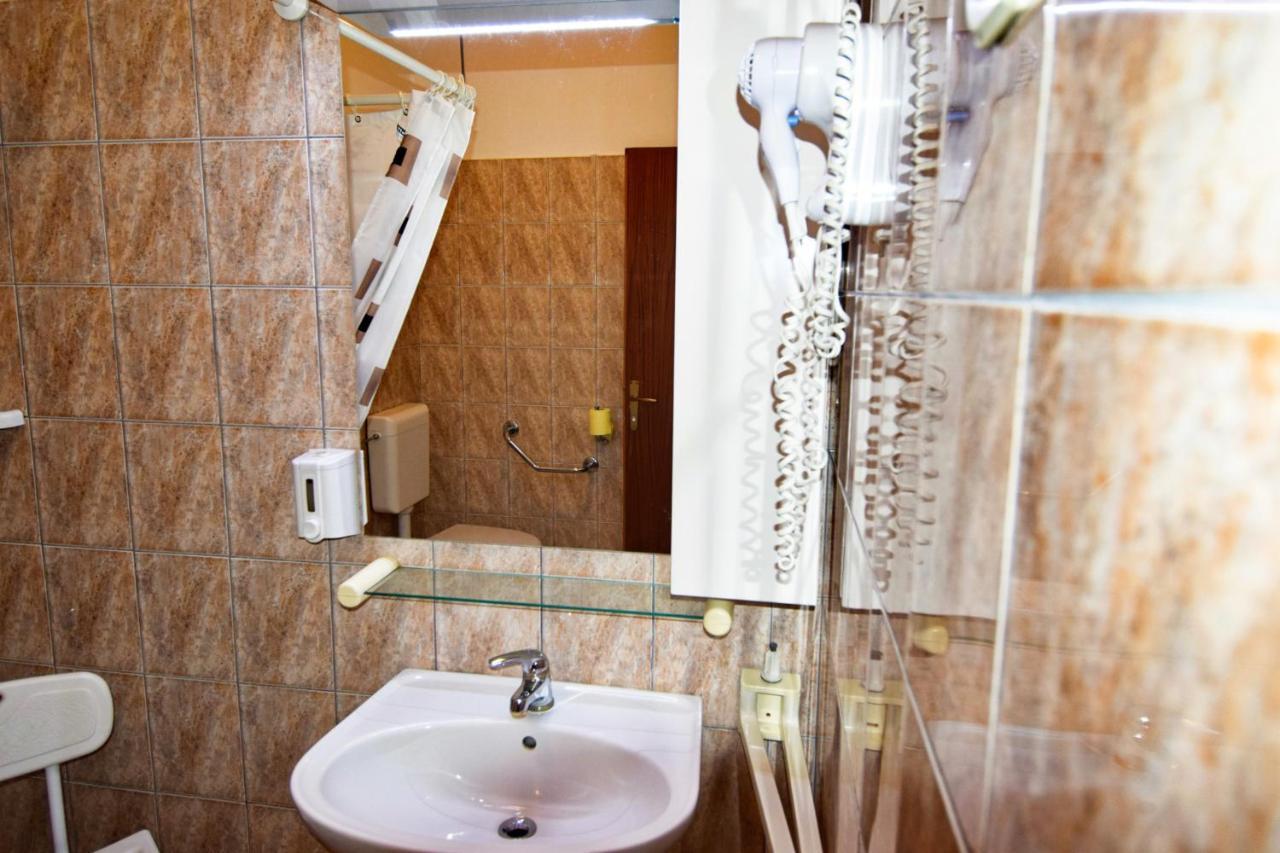 Guesthouse Zagora Pula Zewnętrze zdjęcie